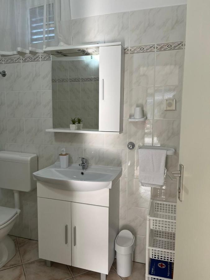 Apartments Marinovic Brzac Εξωτερικό φωτογραφία