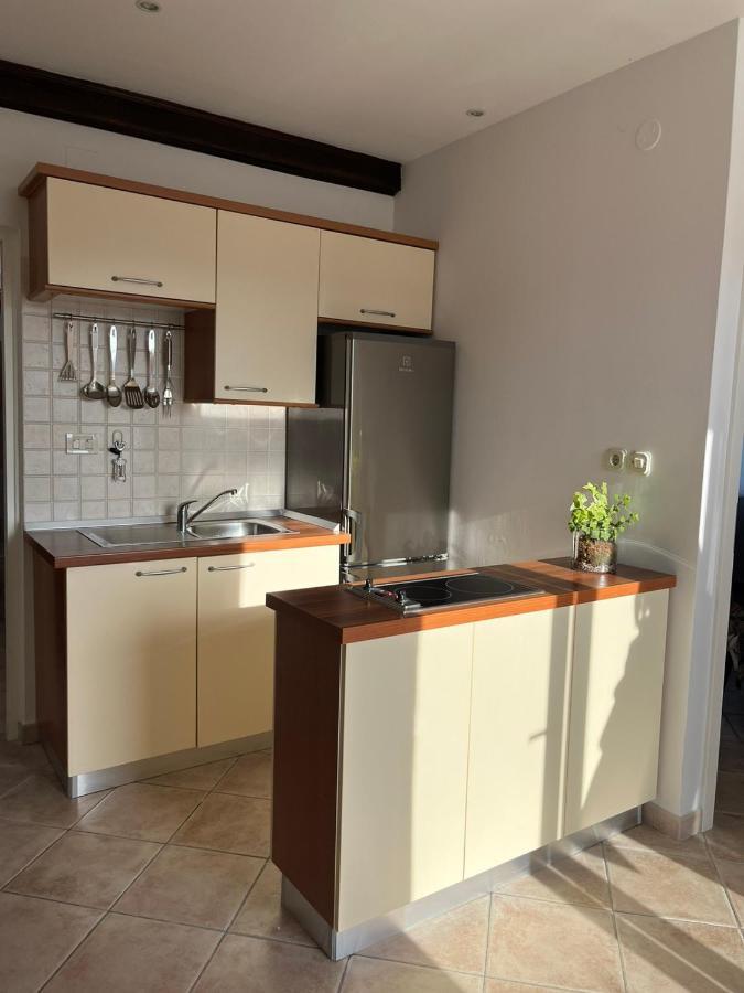 Apartments Marinovic Brzac Εξωτερικό φωτογραφία